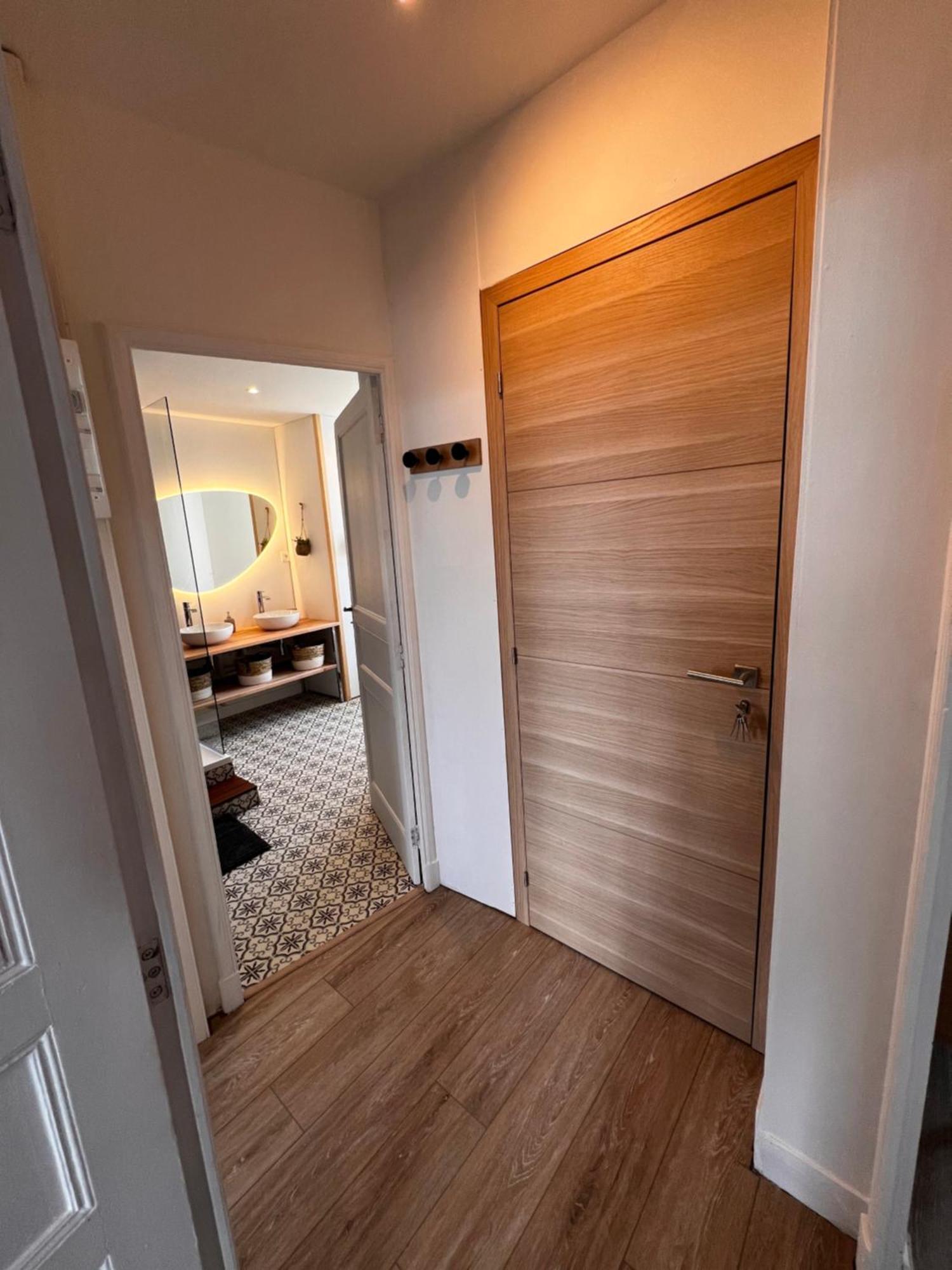 Appartement Gordon Smith, En Plein Centre, 4 Pers Sainte-Mère-Église エクステリア 写真