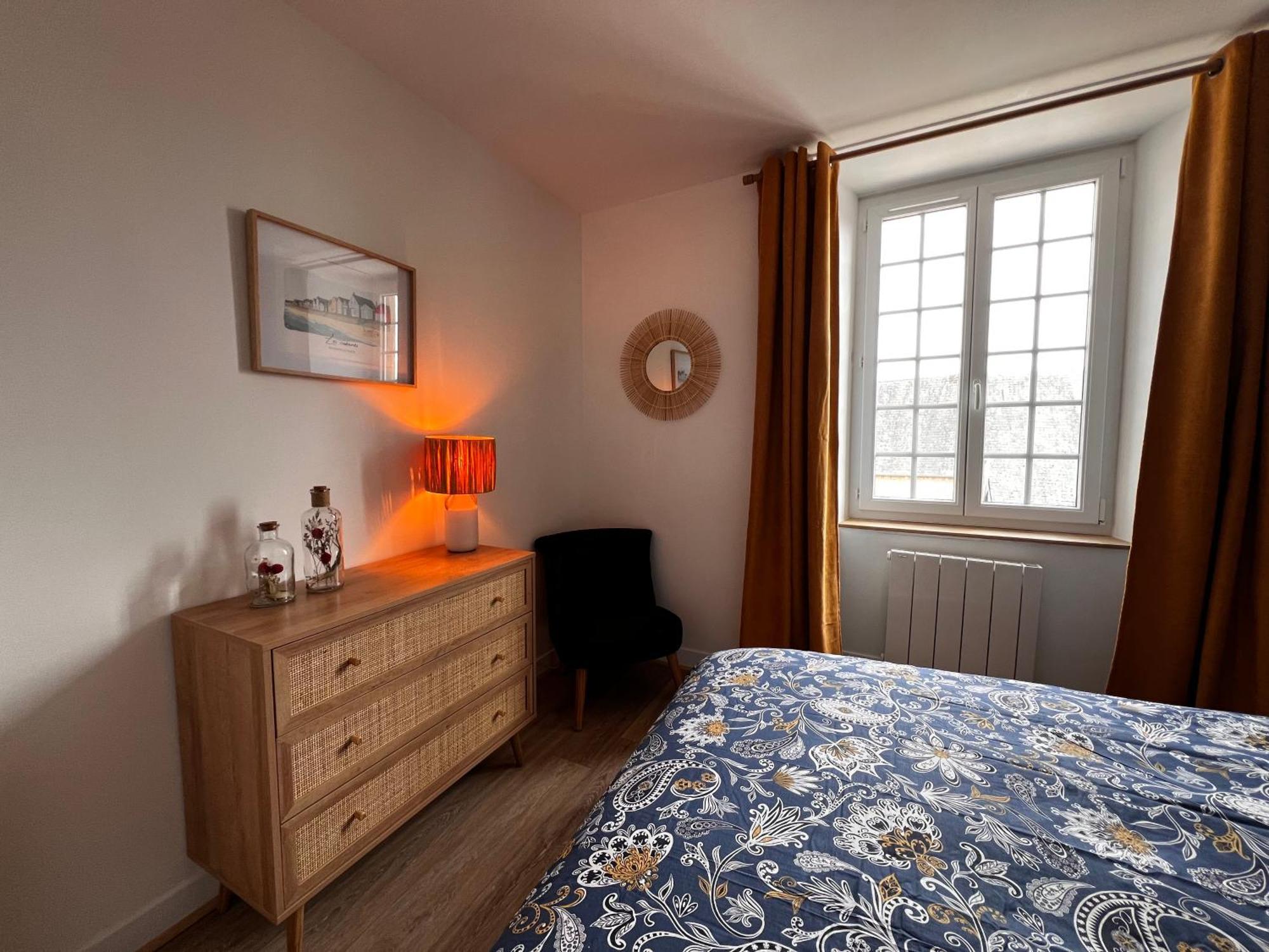 Appartement Gordon Smith, En Plein Centre, 4 Pers Sainte-Mère-Église エクステリア 写真